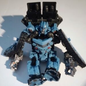 Transformers Mindset RTS Deluxe Class Reveal The Shield Missing One Missile